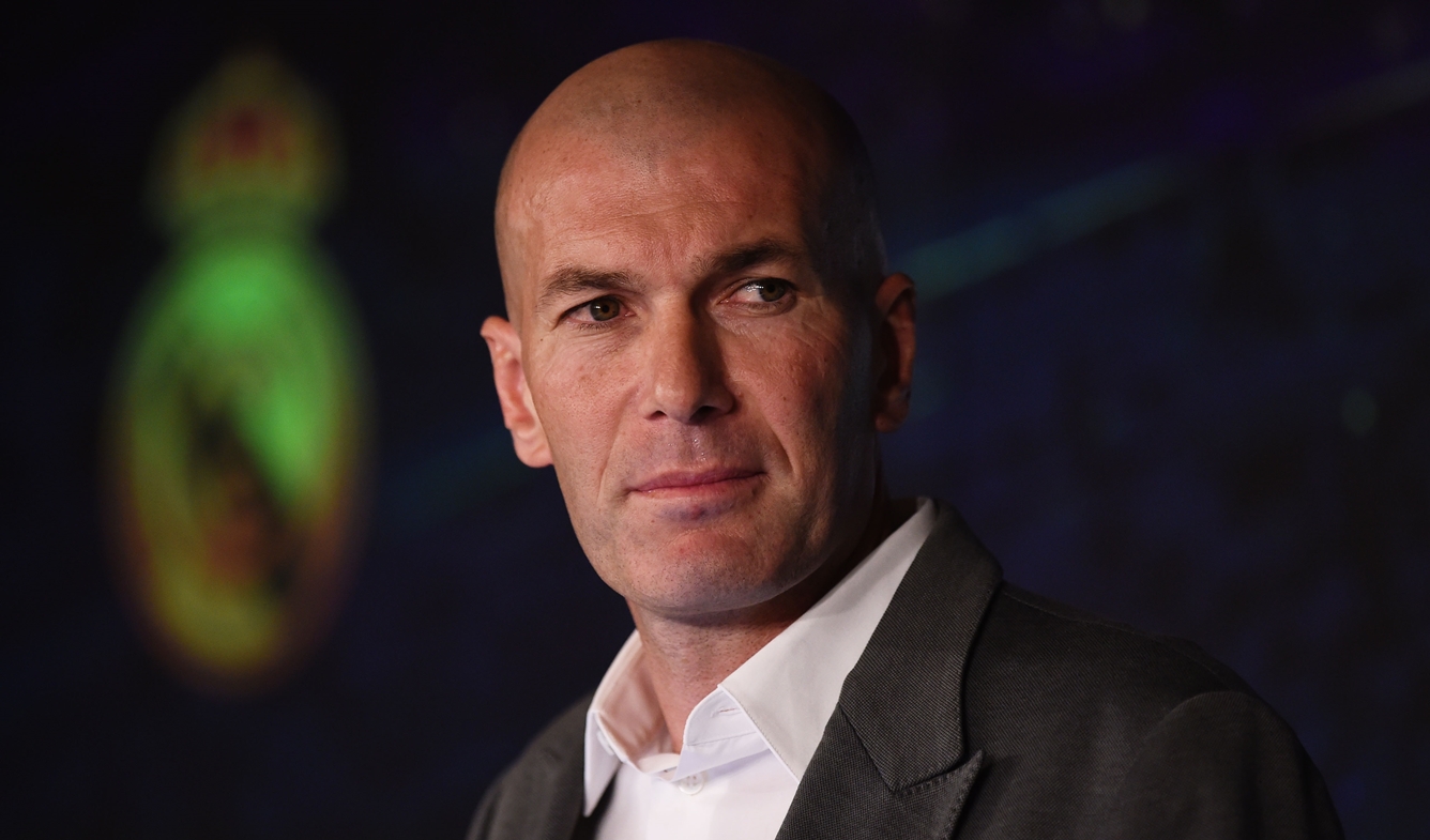 زيدان يكشف عن موقف ريال مدريد من التعاقد مع بوغبا ونيمار