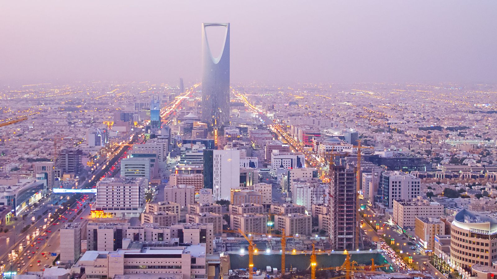 الخدمة المدنية السعودية تستقبل طلبات شغل 1239 وظيفة إدارية