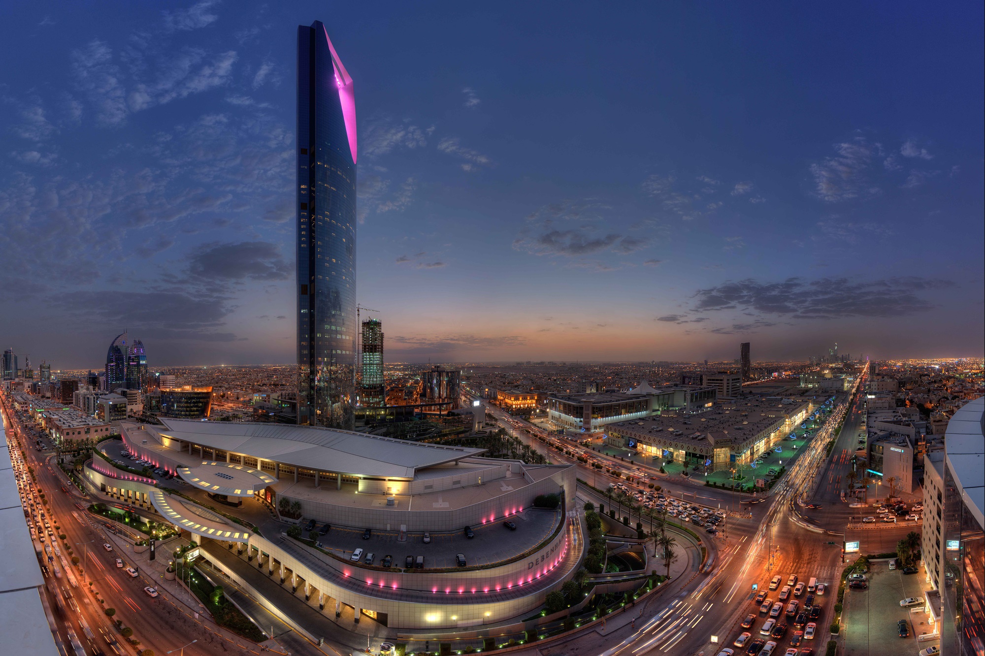 السعودية تمنع دخول عدداً من طرازات السيارات