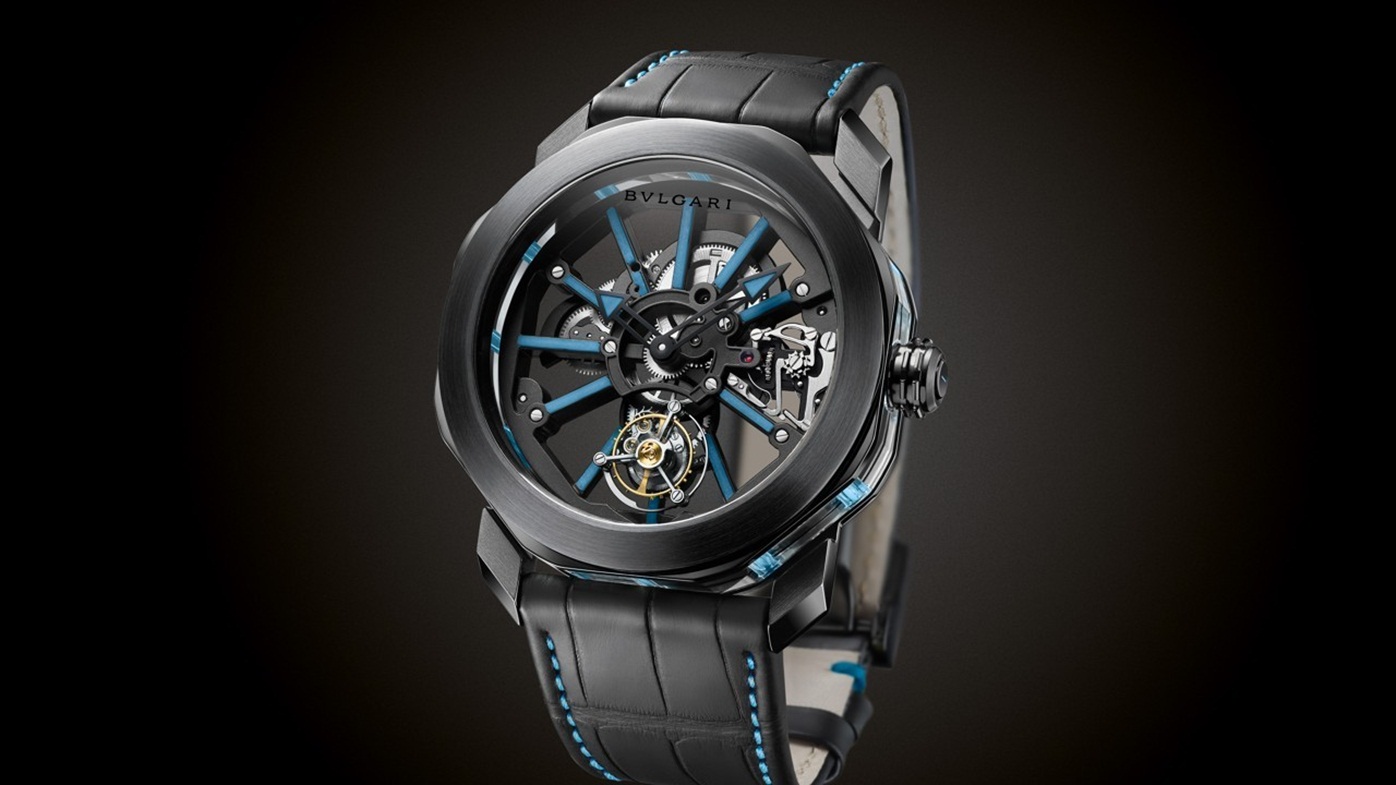 بلغاري تصدر موديل ساعة luminescent Octo Tourbillon Sapphire