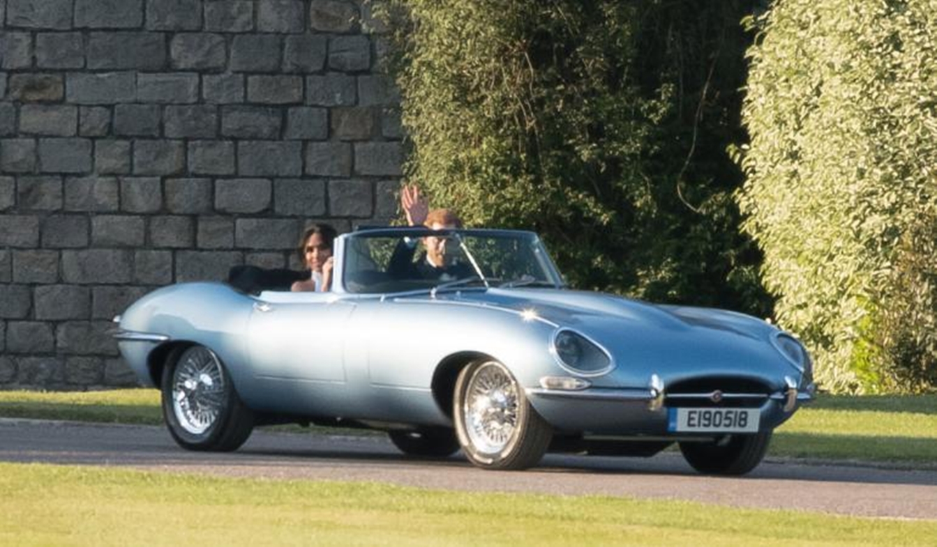 سيارة Electric Jaguar تسرق الأضواء من العرس الملكي
