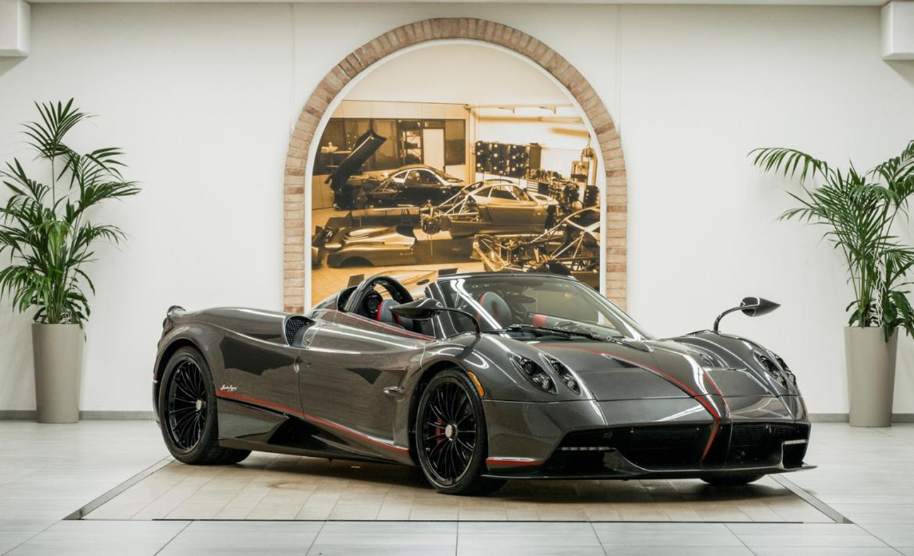 استأجر سيارة Pagani Huayra مقابل 25 ألف دولار شهريا