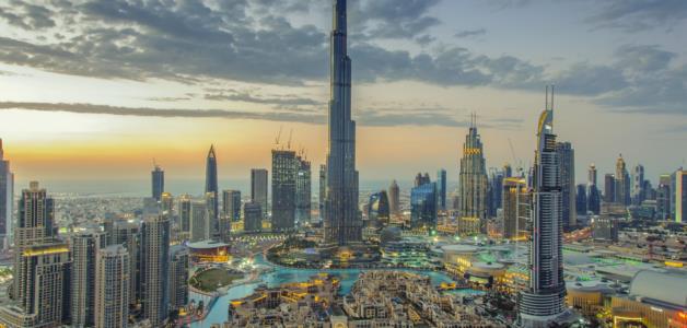 الإمارات تشترط وجود كشف حساب بنكي برصيد 4000 دولار للحصول على التأشيرة السياحية لمدة 5 سنوات
