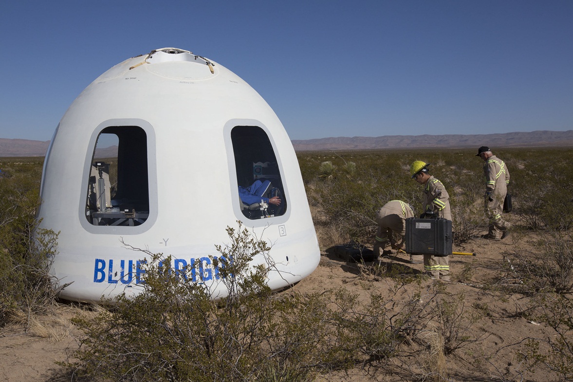 Blue Origin تنجح في اختبار أول كبسولاتها الفضائية لنقل الركاب للفضاء