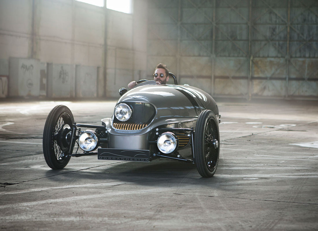 The Morgan EV3 سيارة مبتكرة تعمل بالكهرباء