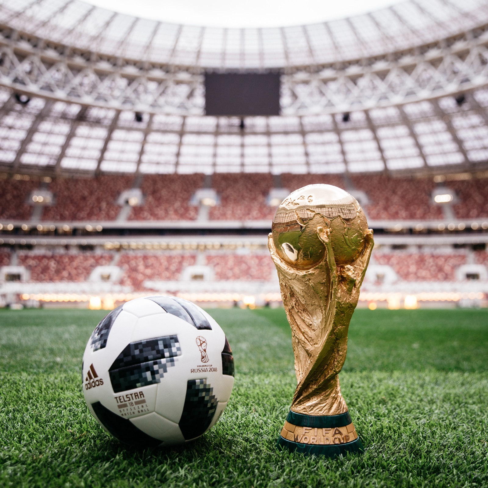 الكشف عن "تلستار 18" الكرة الرسمية لمونديال روسيا 2018
