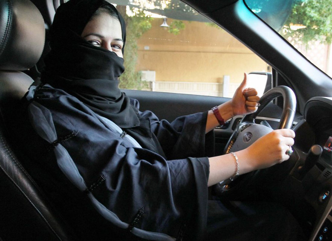 الإعلان عن موعد البدء في تعليم قيادة السيارات للنساء.. تعرف عليه!