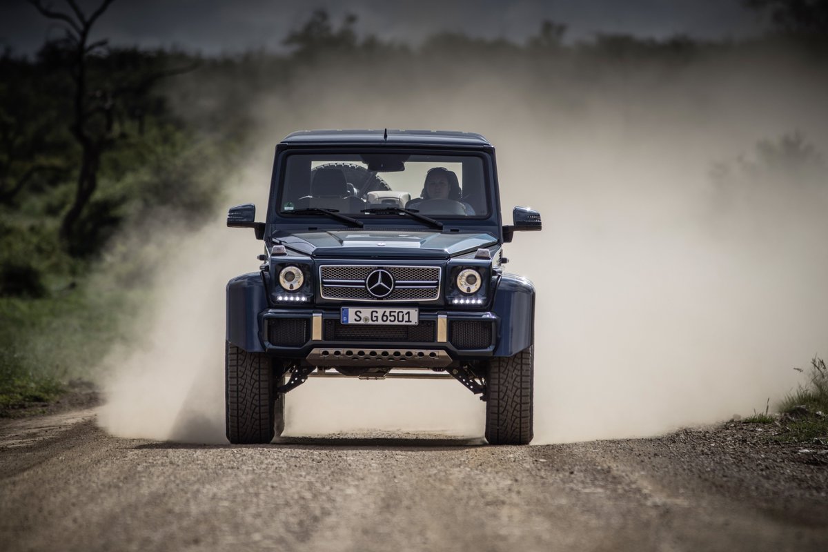 عرض آخر نسخة من سيارة مرسيدس G650 Landaulet للبيع في مزاد