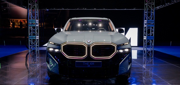 مجموعة BMW تطرح سيارةBMW XM  للمرّة الأولى على الإطلاق في منطقة الشرق الأوسط