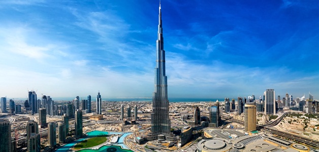 طالب إماراتي يبتكر تطبيقًا مميزًا لخدمة زوار إكسبو 2020