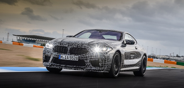 محبو السرعة والأناقة على موعد مع سيارة BMW M8 الجديدة كلياً