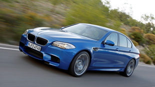 اختيار BMW M5 "أفضل سيدان عالية الأداء في الشرق الأوسط" 