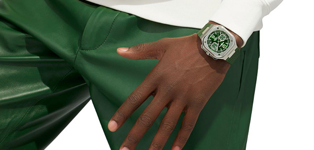 امنح إطلالتك لمسة تجدد وأمل مع ساعة Bell & Ross الجديدة بالمينا الأخضر