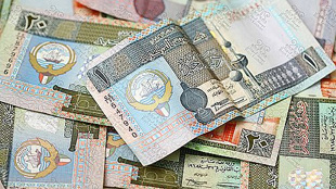 10.2 مليار دينار فائض فعلي للكويت في ميزانية 2011-2012