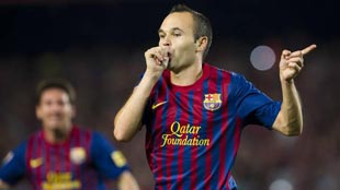 انييستا: فالكو وميسي ورونالدو مع عدد من لاعبي البرسا يشكلون معا الفريق المثالي