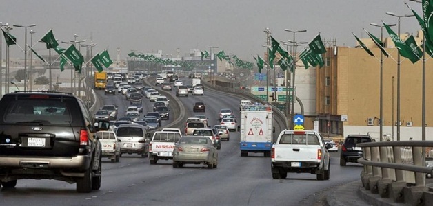 رفع السرعة القصوى في بعض الطرق السريعة إلى 140 كيلومترًا
