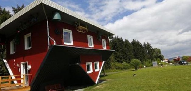 "Crazy House" المنزل المقلوب في ألمانيا