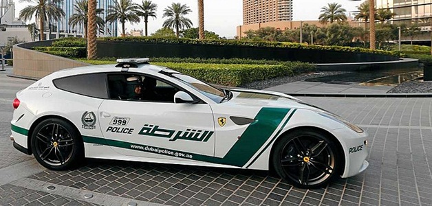 بالفيديو: شرطة دبي تضبط سرقة 1.5 مليون درهم في 12 دقيقة فقط!