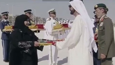 الشيخ محمد بن راشد يحتفل بعيد الأم على مواقع التواصل الإجتماعي