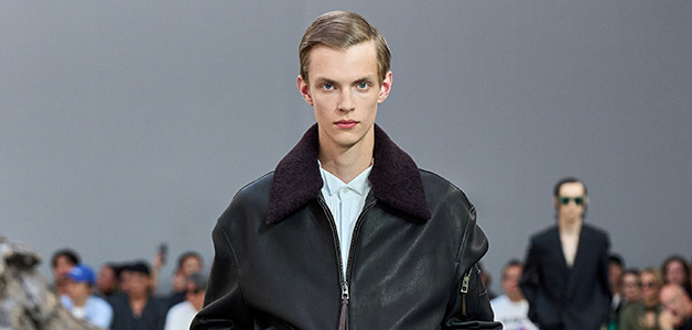 تصميم جريئة وغير مألوفة من LOEWE لموسم ربيع وصيف 2024