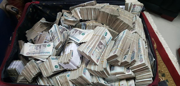 متسول مصري يترك ثروة  تتخطى الـ 100 ألف دولار و12 شقة