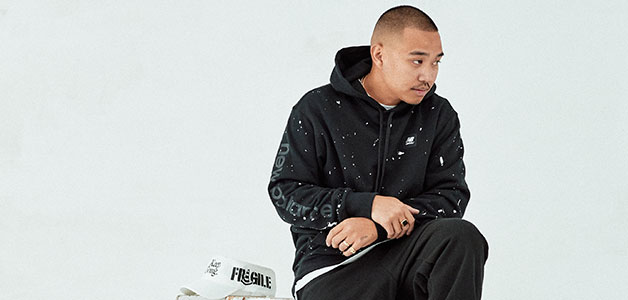 تعاون مميّز بين NEW BALANCE والرسّام والفنّان التشكيلي جوشوا فيدس