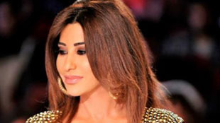  ما هي أسباب سفر نجوى إلى Cannes؟
