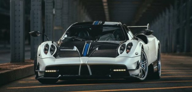 كواليس تصوير سيارة Pagani Huayra التي يبلغ ثمنها 2.5 مليون دولار