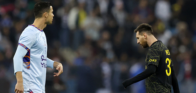 رونالدو يعلّق على أنباء انتقال ميسي للدوري السعودي