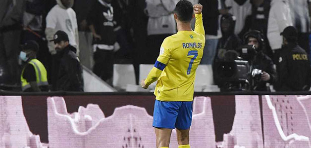 تحقيق عاجل بعد حركة غير أخلاقية جديدة لكريستيانو رونالدو في قمة النصر والشباب