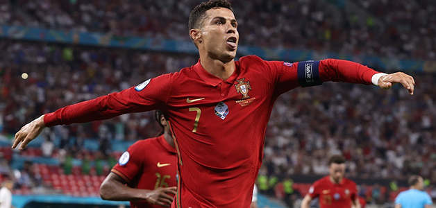 رونالدو على موعد مع التاريخ في كأس العالم كخامس لاعب يشارك في 5 مونديالات