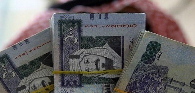 بدء تطبيق قرار رفع أجور الموظفين السعوديين في القطاع الخاص إلى 4 آلاف ريال
