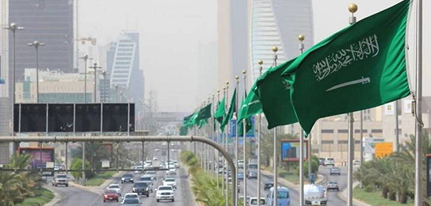 شاهد ما قاله السعودي نايف قرادي عن مربيته بعد 27 عامًا على اختطافه