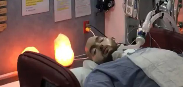 "الأمير النائم" يحرك رأسه .. بعد غيبوبة دامت 14 عاماً