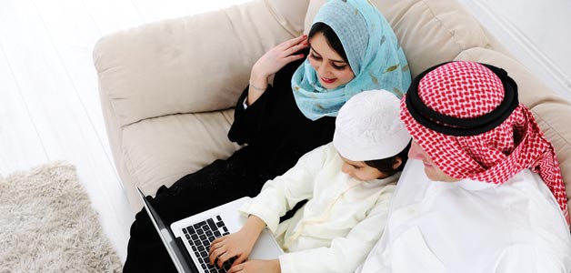 السعودية تغلق 52 موقعا إلكترونيا انتهكت حقوق المؤلفين