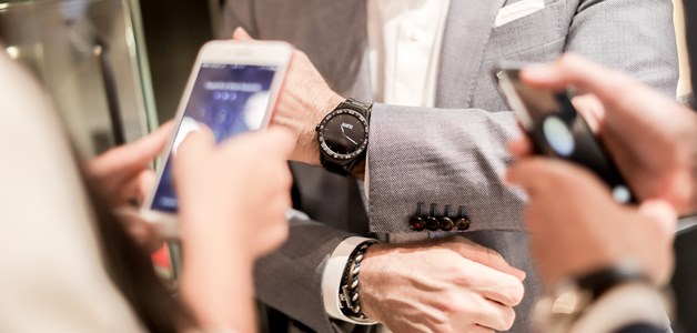 تاغ هوير تطلق إصدارها الحصري من ساعات Connected Watch Modular 45 Dubai