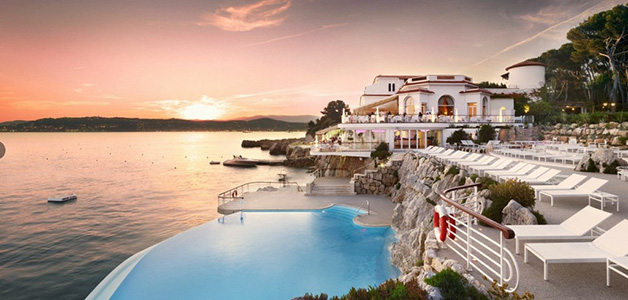 Hotel du Cap-Eden-Roc: فندق الترف على شواطئ الريفييرا