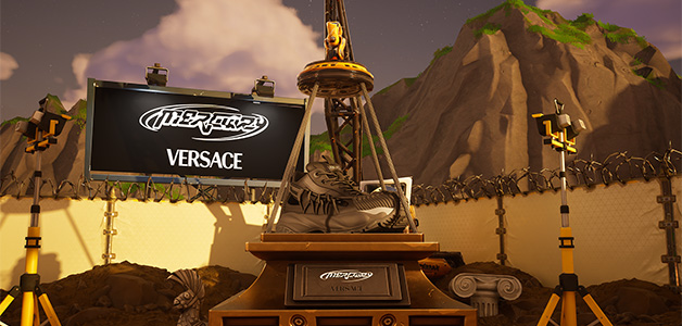 الحذاء الرياضيVersace Mercury  يندمج في لعبة  Fortnite