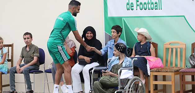 لفتة إنسانية من نجوم الجزائر تجاه مصابين بالسرطان... شاهد الصور