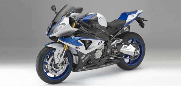 BMW  تطلق دراجة HP4 النارية الجذابة الجديدة 