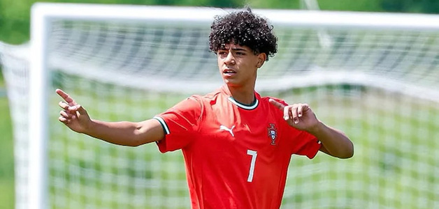 أداء ضعيف لابن رونالدو في مباراته الأولى مع البرتغال