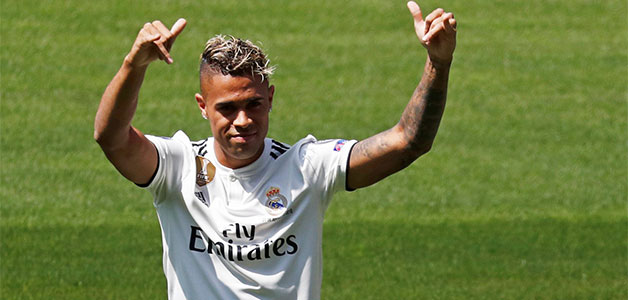 مقابل 20 مليون يورو.. روما يخطط للتعاقد مع ماريانو دياز من ريال مدريد