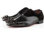 Christian Louboutin يطلق تشكيلة مميزة من الأحذية والحقائب لربيع وصيف 2013