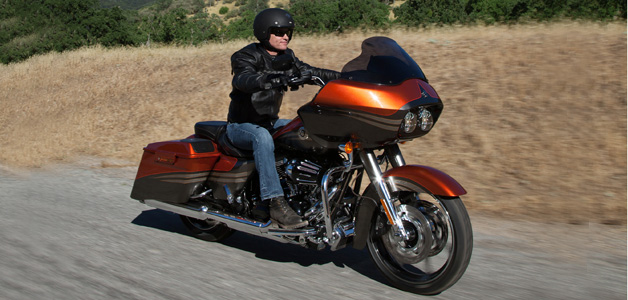 هارلي دايفيدسون تطرح دراجة CVO Road Glide