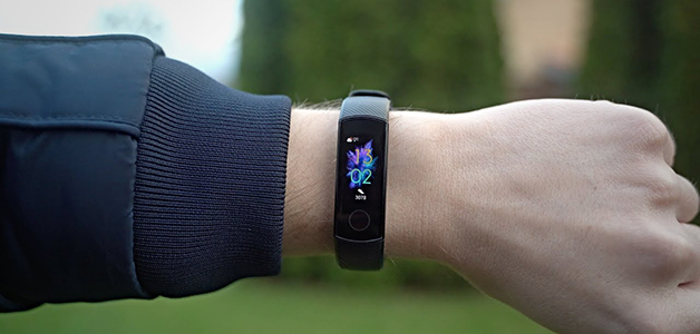 طرح HONOR Band 6 كأول متعقب لياقة بدنية في العالم بشاشة كبيرة