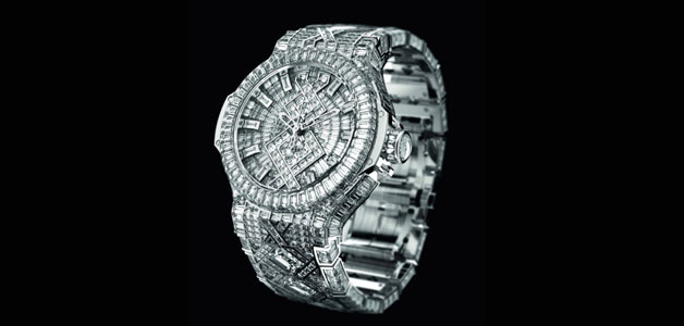 بيونسيه تهدي زوجها ساعة Hublot المرصّعة بالماس