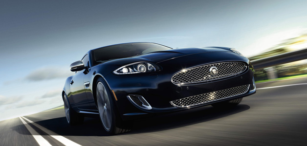 جاكوار XK Portfolio 2013 تجمع بين الأداء العالي والمنظر الديناميكي الرائع