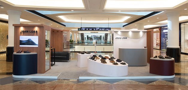 تصاميم حصرية لفترة محدودة من علامة John Lobb لعملائها في الامارات