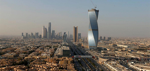 السعودية تطبق قرار حظر التدخين داخل أماكن العمل