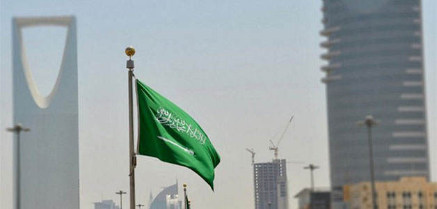 "الجوازات السعودية" تنفي أي تعديلات جديدة على وثائق سفر المرأة